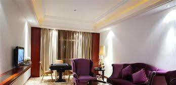 Jinan Zhuo Rui Hotel Hongjialou Экстерьер фото